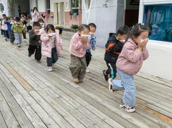 萌娃学消防 安全记心间